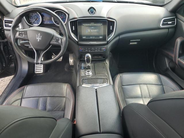 ZAM57YTS6J1259970 - 2018 MASERATI GHIBLI S Schwarz Foto 8