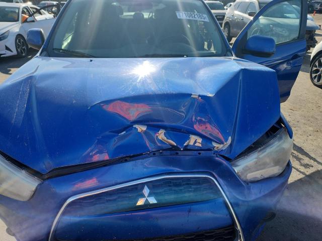 4A4AP3AU8FE024358 - 2015 MITSUBISHI OUTLANDER ES BLUE photo 12