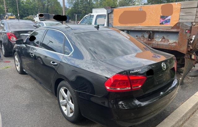 1VWAT7A34FC093056 - 2015 VOLKSWAGEN PASSAT S BLACK photo 3