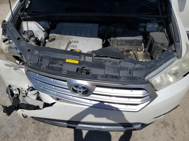 5TDZK3EH5DS134166 - 2013 TOYOTA HIGHLANDER BASE Սպիտակ լուսանկար 12