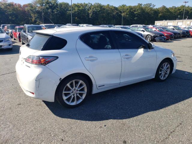 JTHKD5BH5B2028072 - 2011 LEXUS CT 200 WHITE photo 3