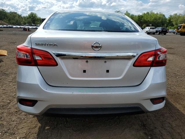 3N1AB7AP4KY321621 - 2019 NISSAN SENTRA S 银色 照片 6