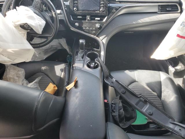 4T1G11AKXMU453702 - 2021 TOYOTA CAMRY SE 银色 照片 8