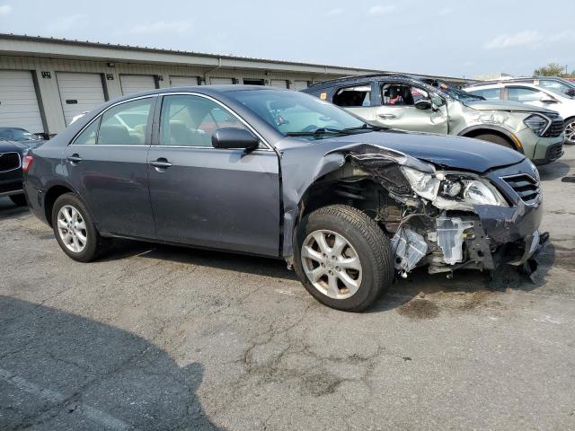 4T1BF3EK3BU654467 - 2011 TOYOTA CAMRY BASE GRAY photo 4