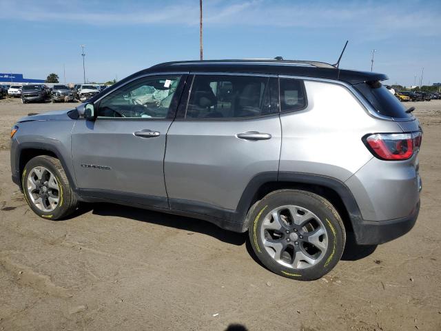 3C4NJDCB7KT679083 - 2019 JEEP COMPASS LIMITED فضي صورة 2