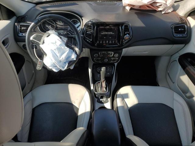3C4NJDCB7KT679083 - 2019 JEEP COMPASS LIMITED فضي صورة 8