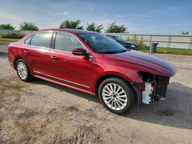 1VWBT7A36GC028781 - 2016 VOLKSWAGEN PASSAT SE BURGUNDY photo 4