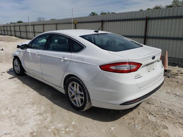 3FA6P0HDXFR227613 - 2015 FORD FUSION SE WHITE photo 2