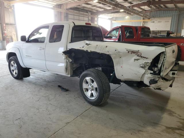 5TEUU42N39Z636124 - 2009 TOYOTA TACOMA ACCESS CAB WHITE photo 2