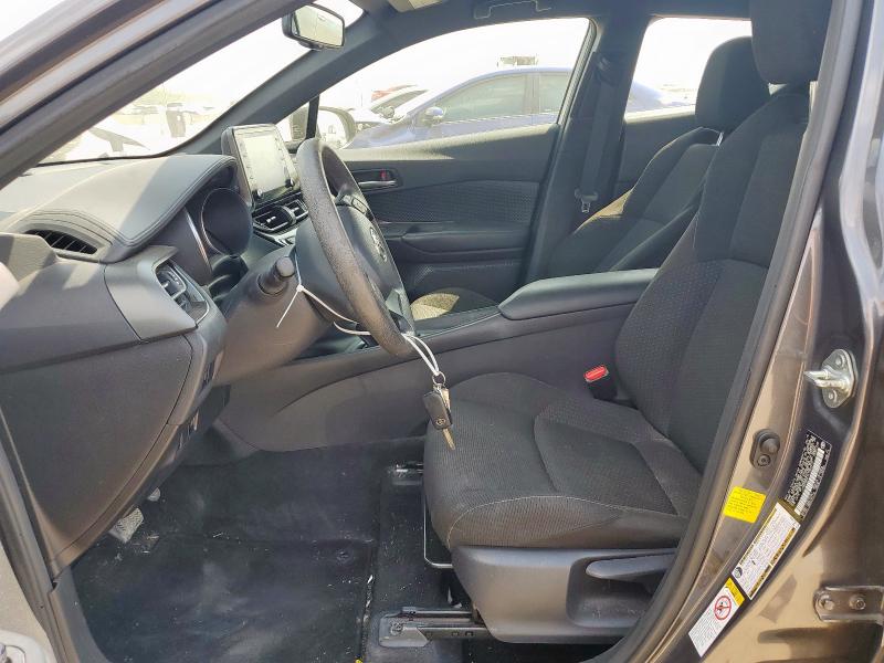 JTNKHMBX1K1052913 - 2019 TOYOTA C-HR XLE 灰色 照片 7
