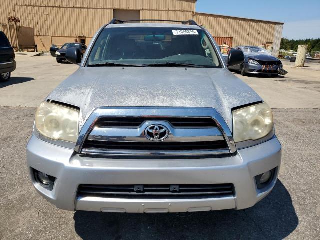 JTEZU14R18K016665 - 2008 TOYOTA 4RUNNER SR5 SILVER photo 5