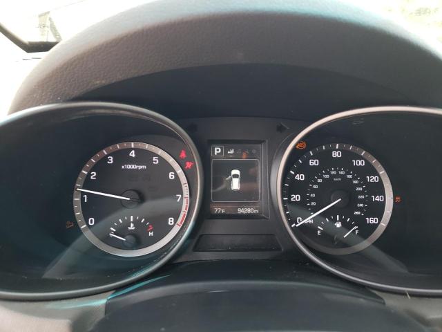 5XYZTDLB2HG418858 - 2017 HYUNDAI SANTA FE S SILVER photo 9