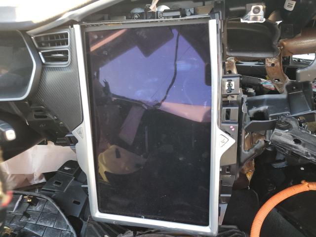 5YJSA1E42GF141722 - 2016 TESLA MODEL S Սպիտակ լուսանկար 9