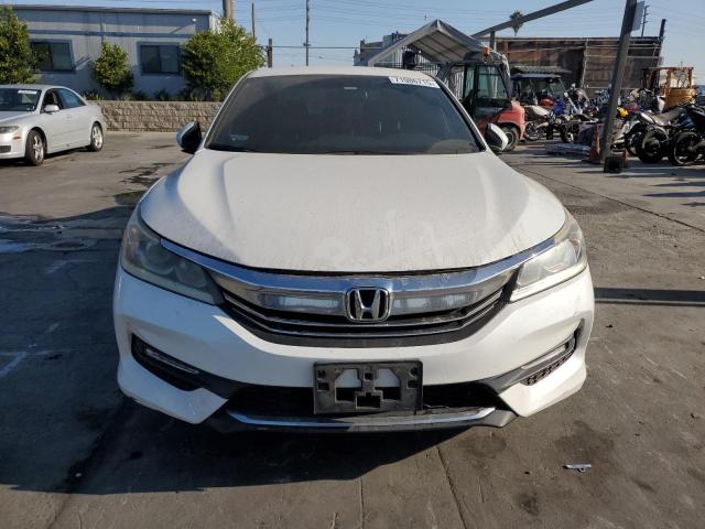 1HGCR2F58GA117722 - 2016 HONDA ACCORD SPORT 白色 照片 5