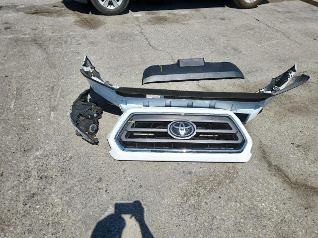 3TMAZ5CN1NM190720 - 2022 TOYOTA TACOMA DOUBLE CAB WHITE photo 12