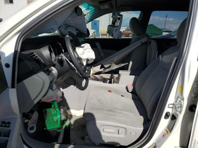 5TDBK3EH7AS032025 - 2010 TOYOTA HIGHLANDER WHITE photo 7
