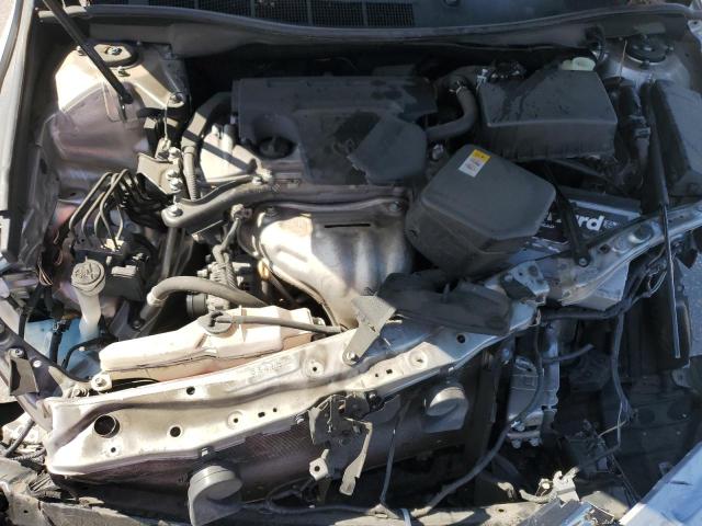 4T1BF1FK7HU784621 - 2017 TOYOTA CAMRY LE 银色 照片 11