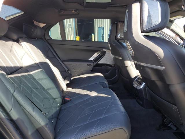 WBY43EJ09RCP90865 - 2024 BMW I7 EDRIVE50 黑色 照片 11