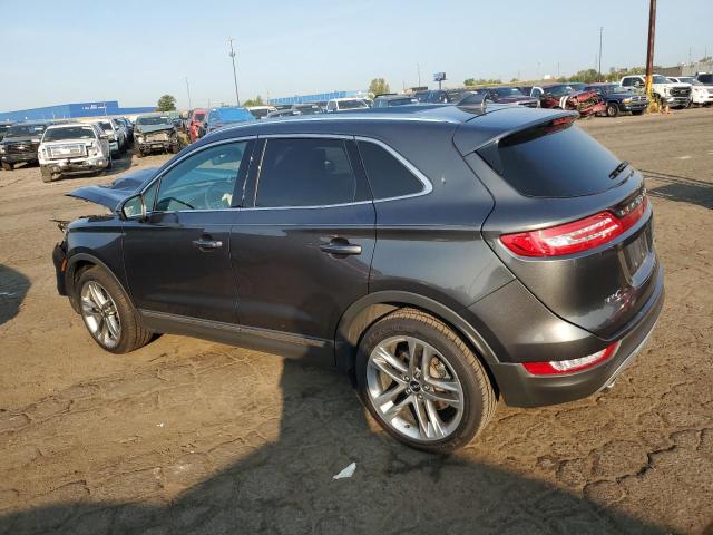 5LMCJ3D93JUL14166 - 2018 LINCOLN MKC RESERVE GRAY photo 2