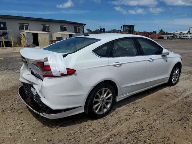 3FA6P0H7XHR370977 - 2017 FORD FUSION SE 白色 照片 3