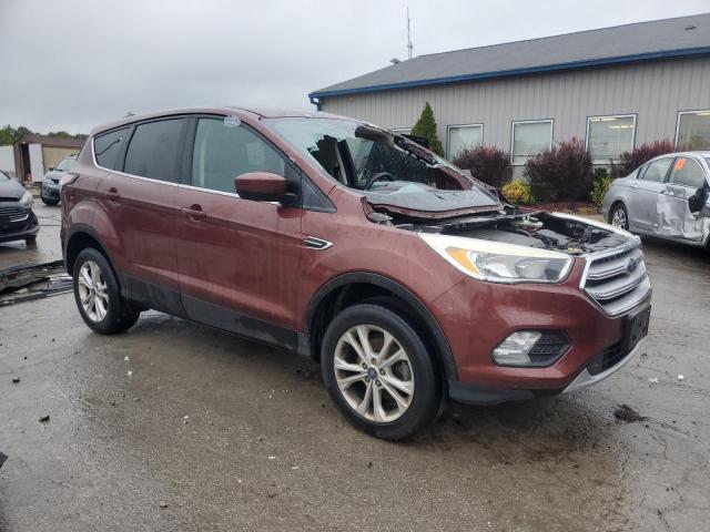 1FMCU0GD9JUA11286 - 2018 FORD ESCAPE SE ბურგუნდია ფოტო 4