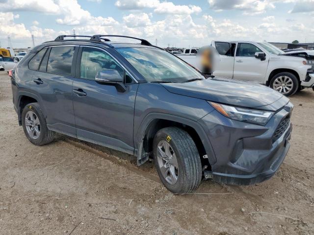 2T3P1RFV0PW402013 - 2023 TOYOTA RAV4 XLE CHARCOAL photo 4
