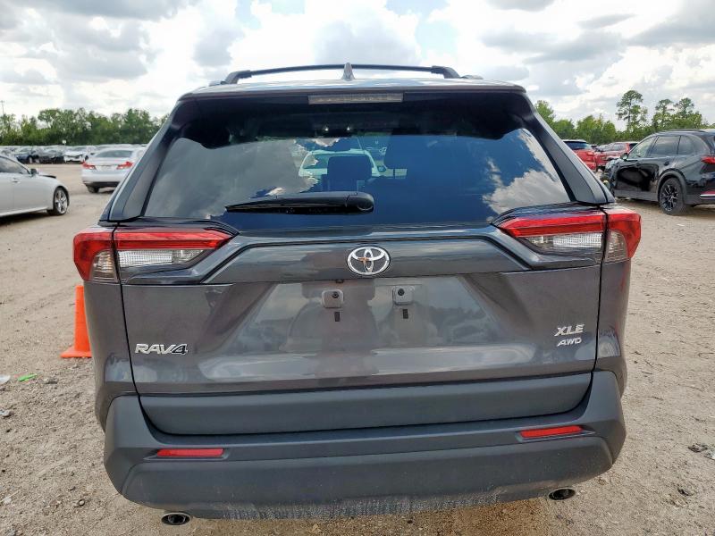 2T3P1RFV0PW402013 - 2023 TOYOTA RAV4 XLE CHARCOAL photo 6