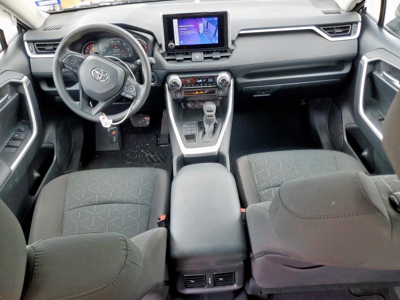 2T3P1RFV0PW402013 - 2023 TOYOTA RAV4 XLE CHARCOAL photo 8
