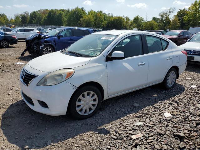 3N1CN7AP3CL879328 - 2012 NISSAN VERSA S WHITE photo 1