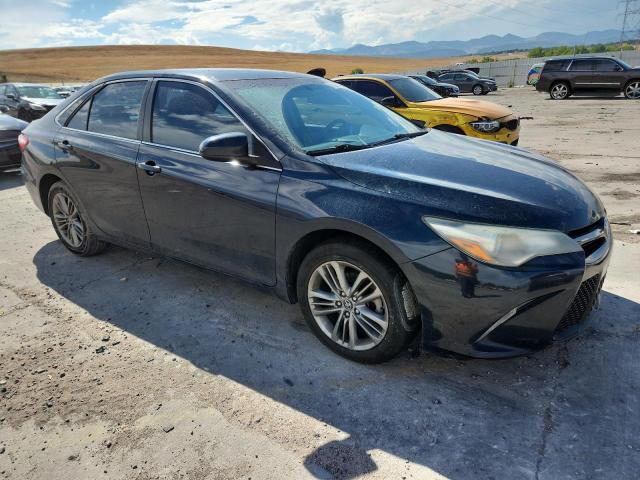 4T1BF1FK6GU193100 - 2016 TOYOTA CAMRY LE BLUE photo 4