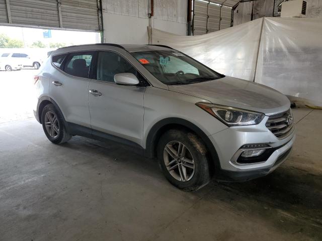 5XYZUDLBXHG494891 - 2017 HYUNDAI SANTA FE S SILVER photo 4