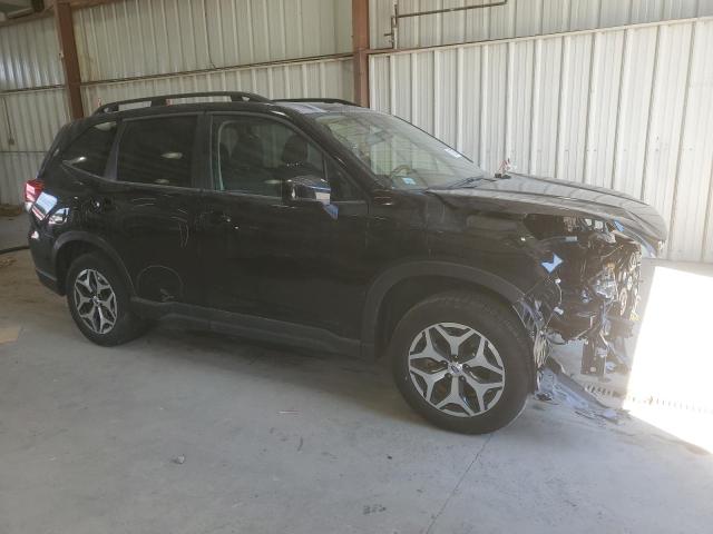 JF2SKAEC4NH473079 - 2022 SUBARU FORESTER PREMIUM BLACK photo 4