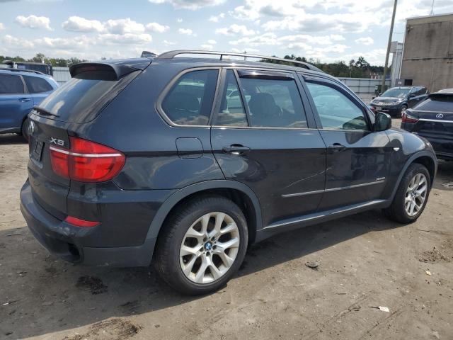 5UXZV4C56BL414150 - 2011 BMW X5 XDRIVE35I BLACK photo 3