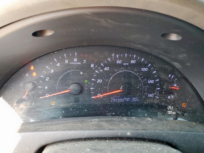 4T1BF3EK4BU641808 - 2011 TOYOTA CAMRY BASE SILVER photo 9