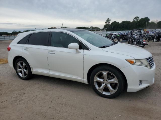 4T3ZK3BB3BU040900 - 2011 TOYOTA VENZA WHITE photo 4