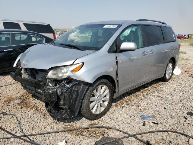 2015 TOYOTA SIENNA XLE, 