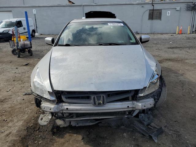 1HGCM66595A037820 - 2005 HONDA ACCORD EX 银色 照片 5
