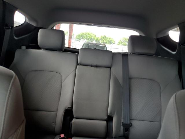 5XYZU3LB5JG535153 - 2018 HYUNDAI SANTA FE S WHITE photo 10