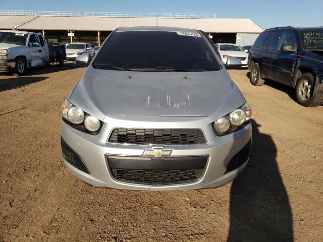 1G1JA5SH6F4136290 - 2015 CHEVROLET SONIC LS GRAY photo 5