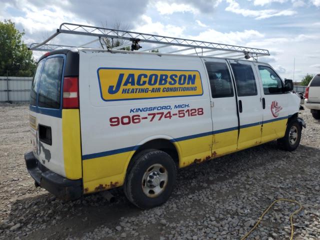 1GCZGGBA3A1179552 - 2010 CHEVROLET EXPRESS G2 WHITE photo 3