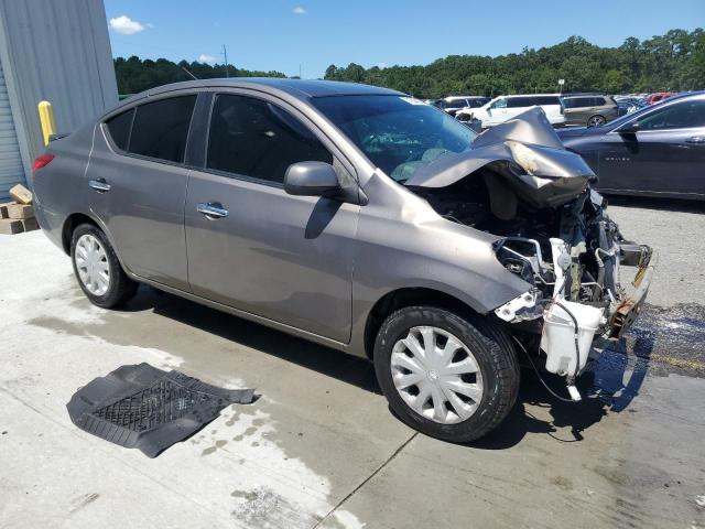 3N1CN7AP5DL844856 - 2013 NISSAN VERSA S TAN photo 4