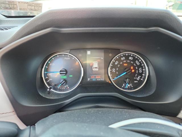 4T3R6RFV1MU011135 - 2021 TOYOTA RAV4 XLE SILVER photo 9