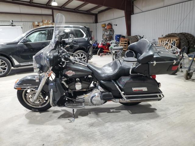 1HD1FC4117Y718366 - 2007 HARLEY-DAVIDSON FLHTCUI BLACK photo 3