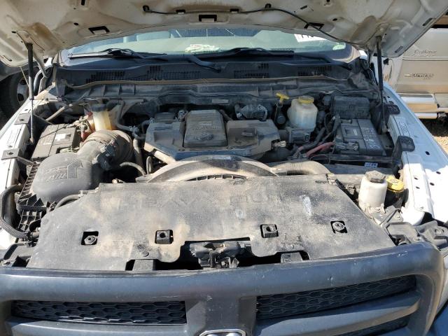 3C7WRMALXJG147300 - 2018 RAM 5500 Biały zdjęcie 11