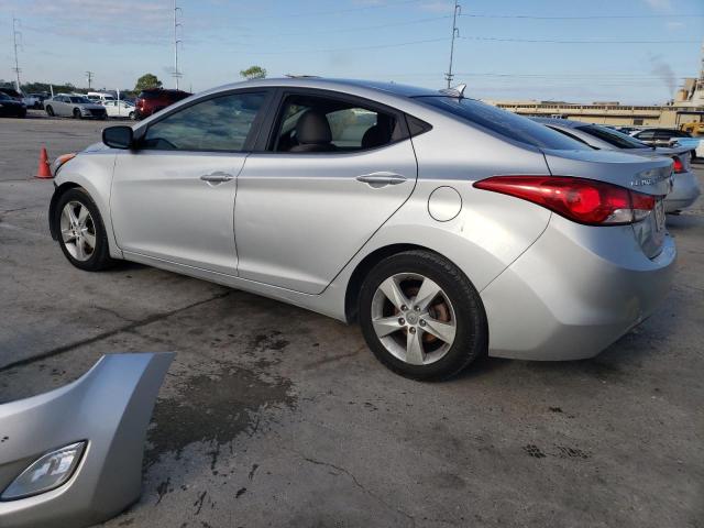 5NPDH4AE3DH382674 - 2013 HYUNDAI ELANTRA GLS SILVER photo 2