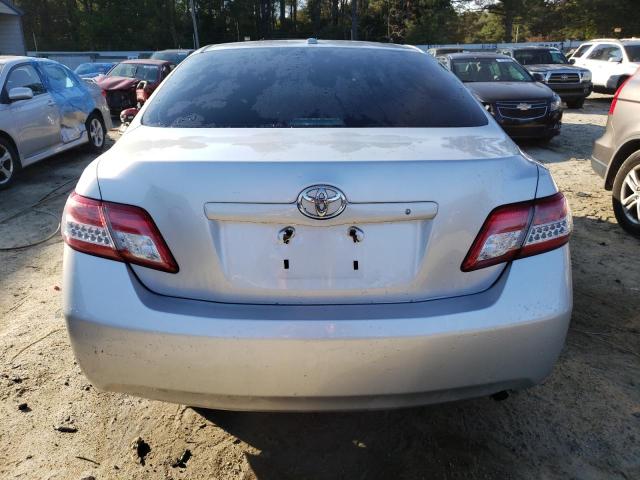 4T1BF3EKXAU103547 - 2010 TOYOTA CAMRY BASE SILVER photo 6