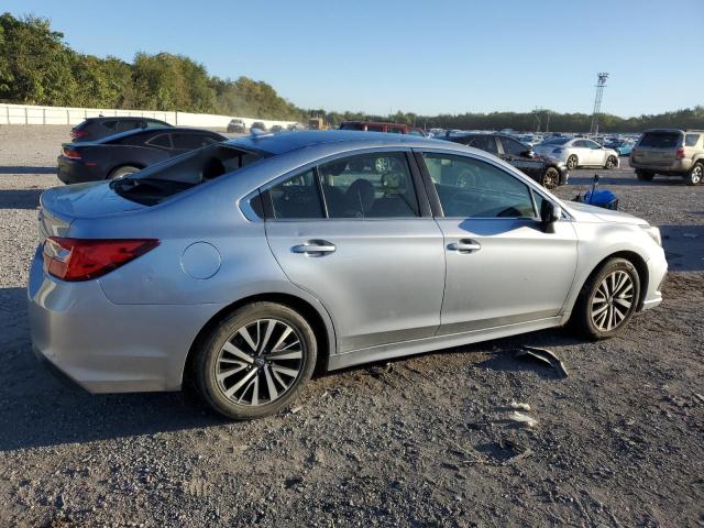 4S3BNAC65J3019255 - 2018 SUBARU LEGACY 2.5I PREMIUM SILVER photo 3