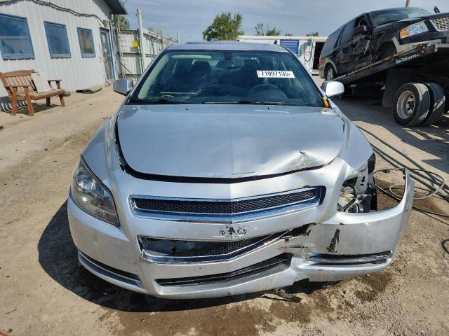 1G1ZC5E02CF159133 - 2012 CHEVROLET MALIBU 1LT Gümüş fotoğraf 5