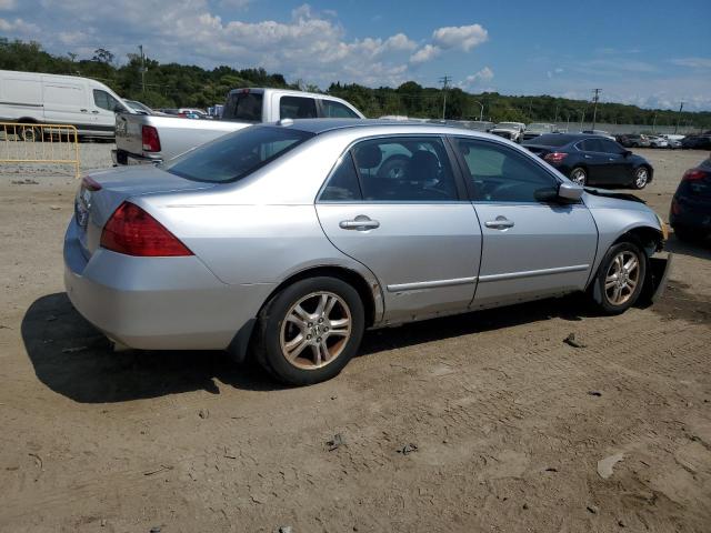 1HGCM56726A179746 - 2006 HONDA ACCORD EX SILVER photo 3