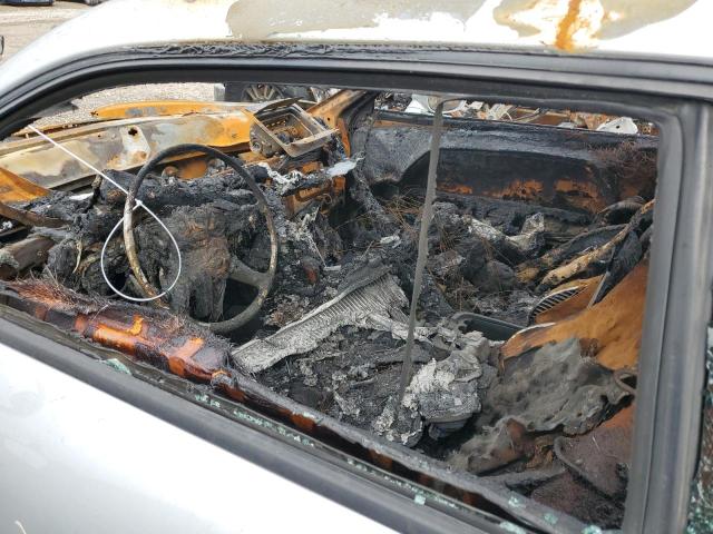 2B3LJ74W28H300228 - 2008 DODGE CHALLENGER SRT-8 银色 照片 8